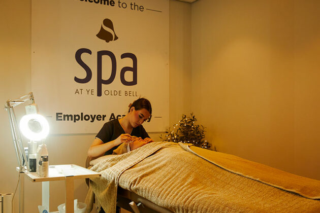 A client having a facial at Innovate S81