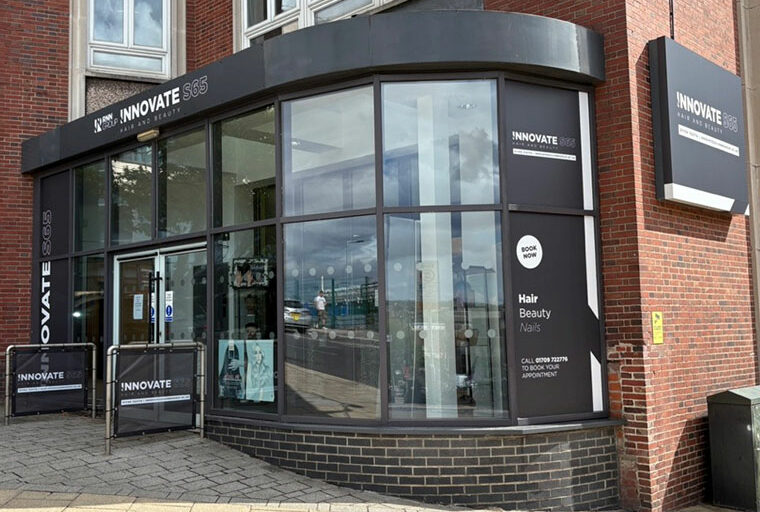 RNN Innovate S65 outdoor signage